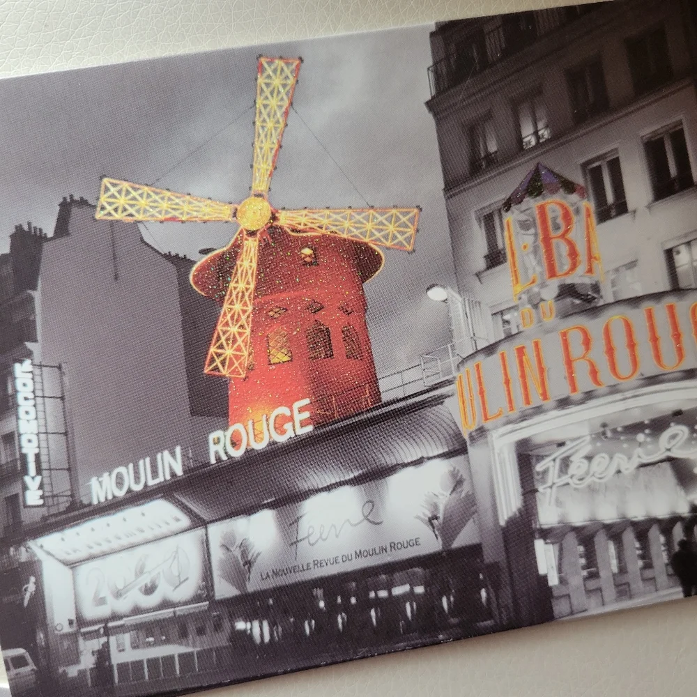 Graphique paris themed